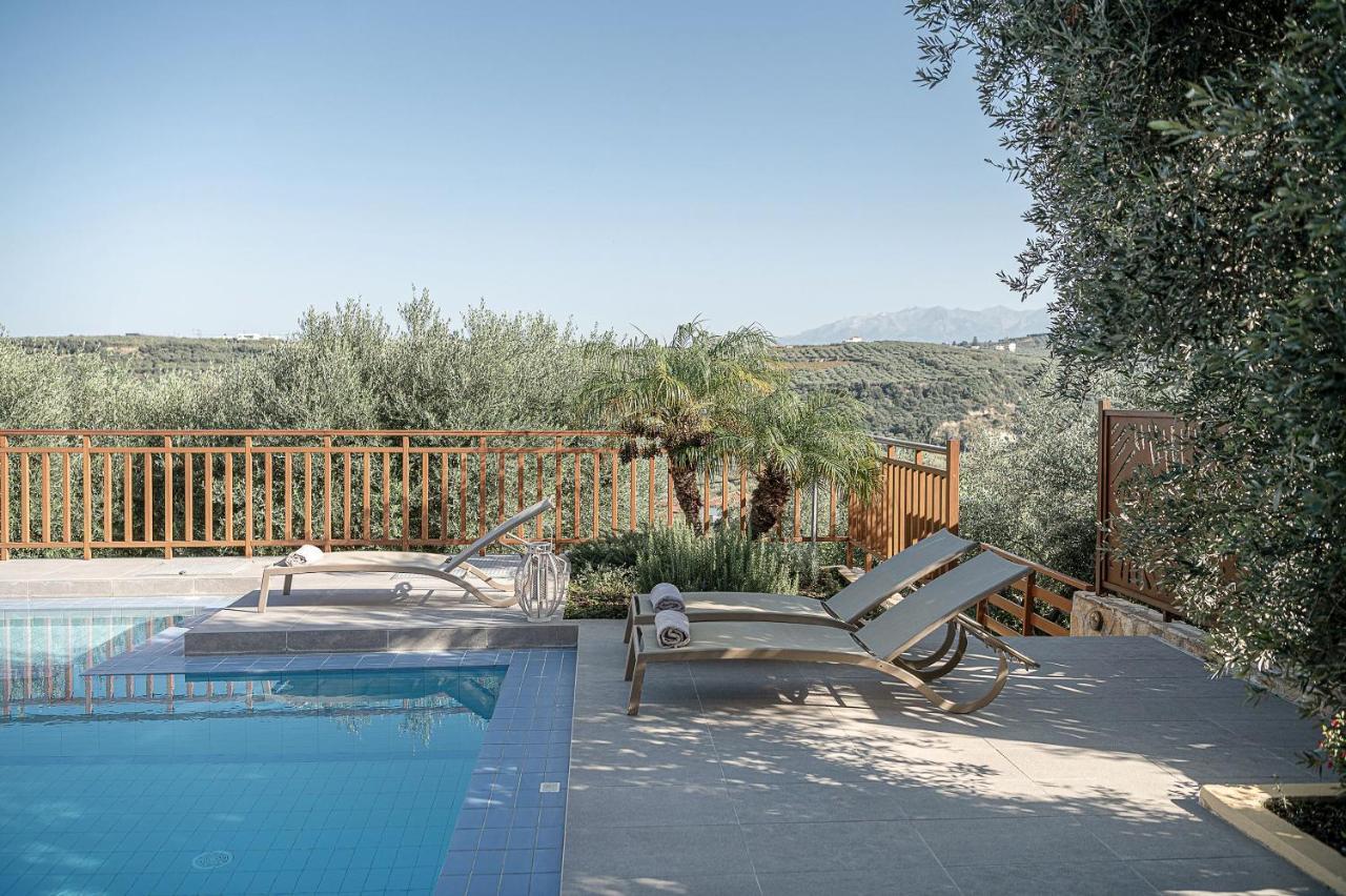Villa Hibiscus Spiliá Екстериор снимка