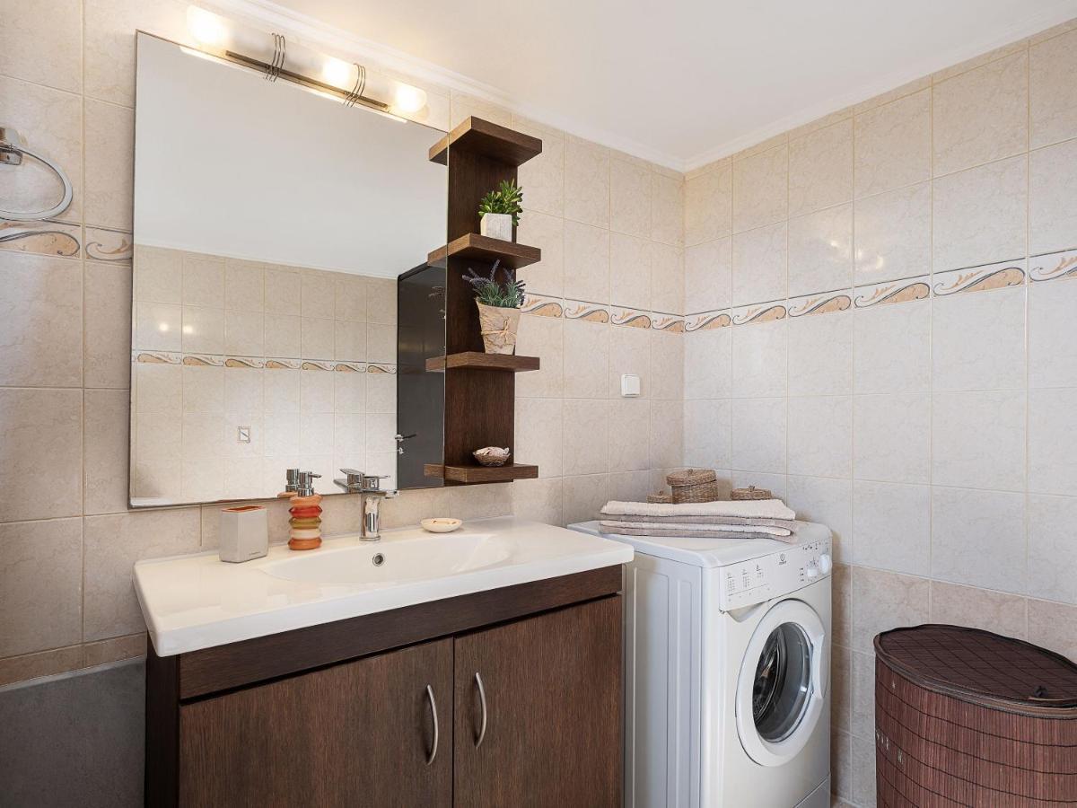 Villa Hibiscus Spiliá Екстериор снимка
