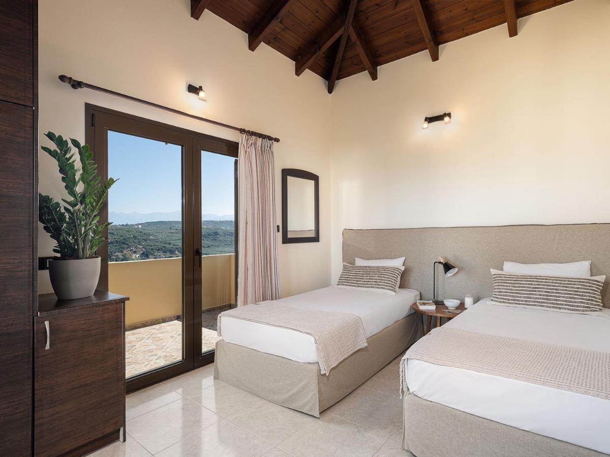 Villa Hibiscus Spiliá Екстериор снимка